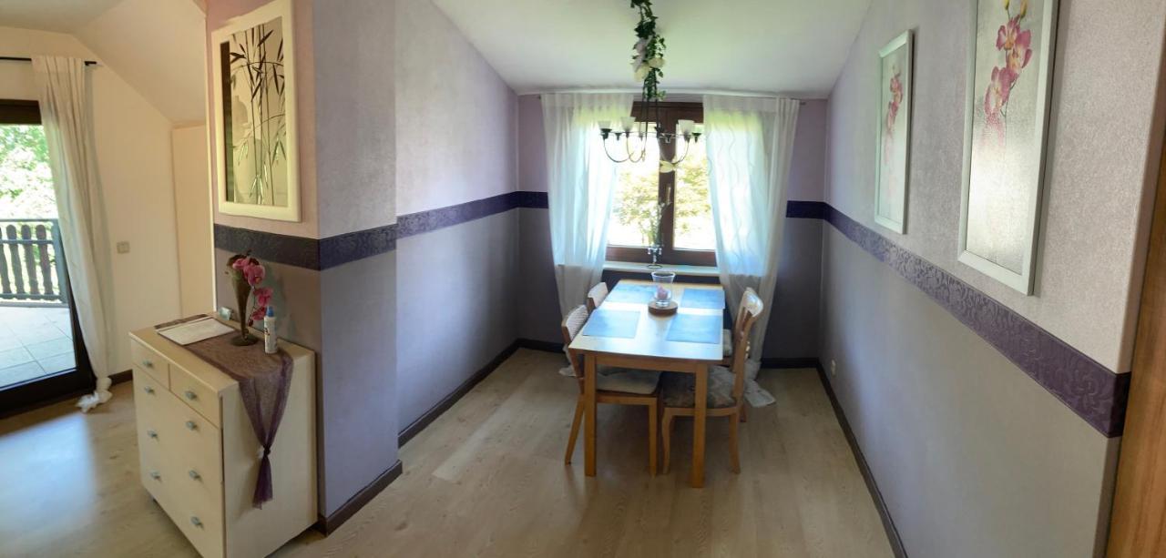 Miniappartement Zini Lindlar Exteriör bild