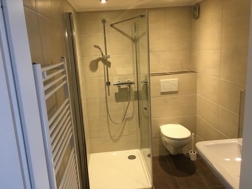 Miniappartement Zini Lindlar Exteriör bild