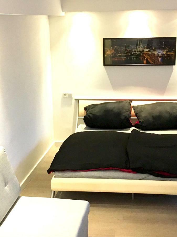 Miniappartement Zini Lindlar Exteriör bild